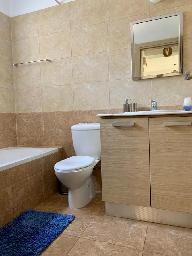 Lazuli City Center Ap 42 Larnaca Bagian luar foto